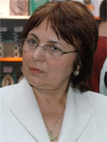 Gabriela ADAMESTEANU - poza (imagine) portret